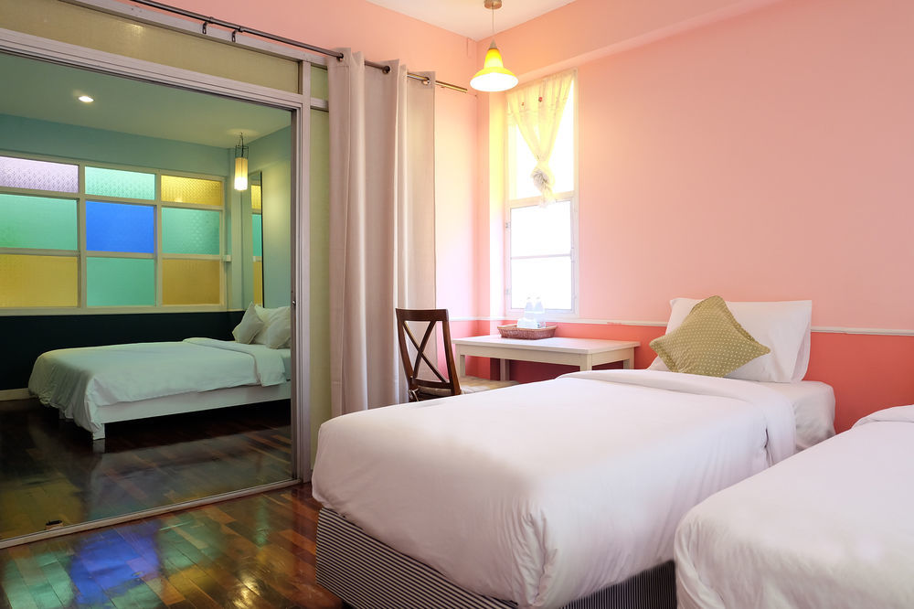 Udee Cozy Bed & Breakfast チエンマイ エクステリア 写真