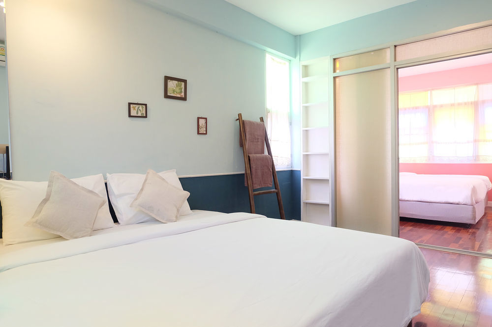 Udee Cozy Bed & Breakfast チエンマイ エクステリア 写真
