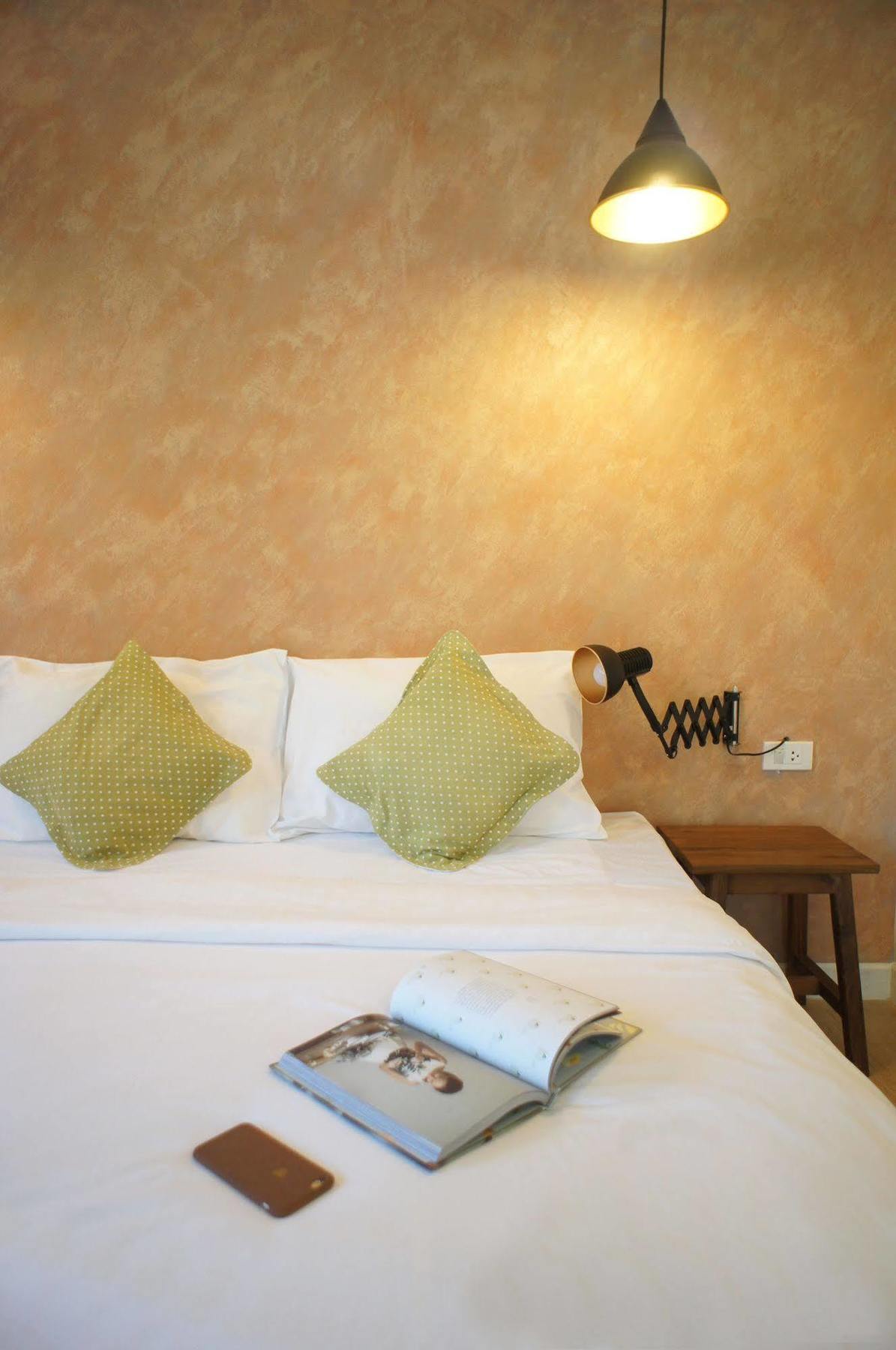 Udee Cozy Bed & Breakfast チエンマイ エクステリア 写真