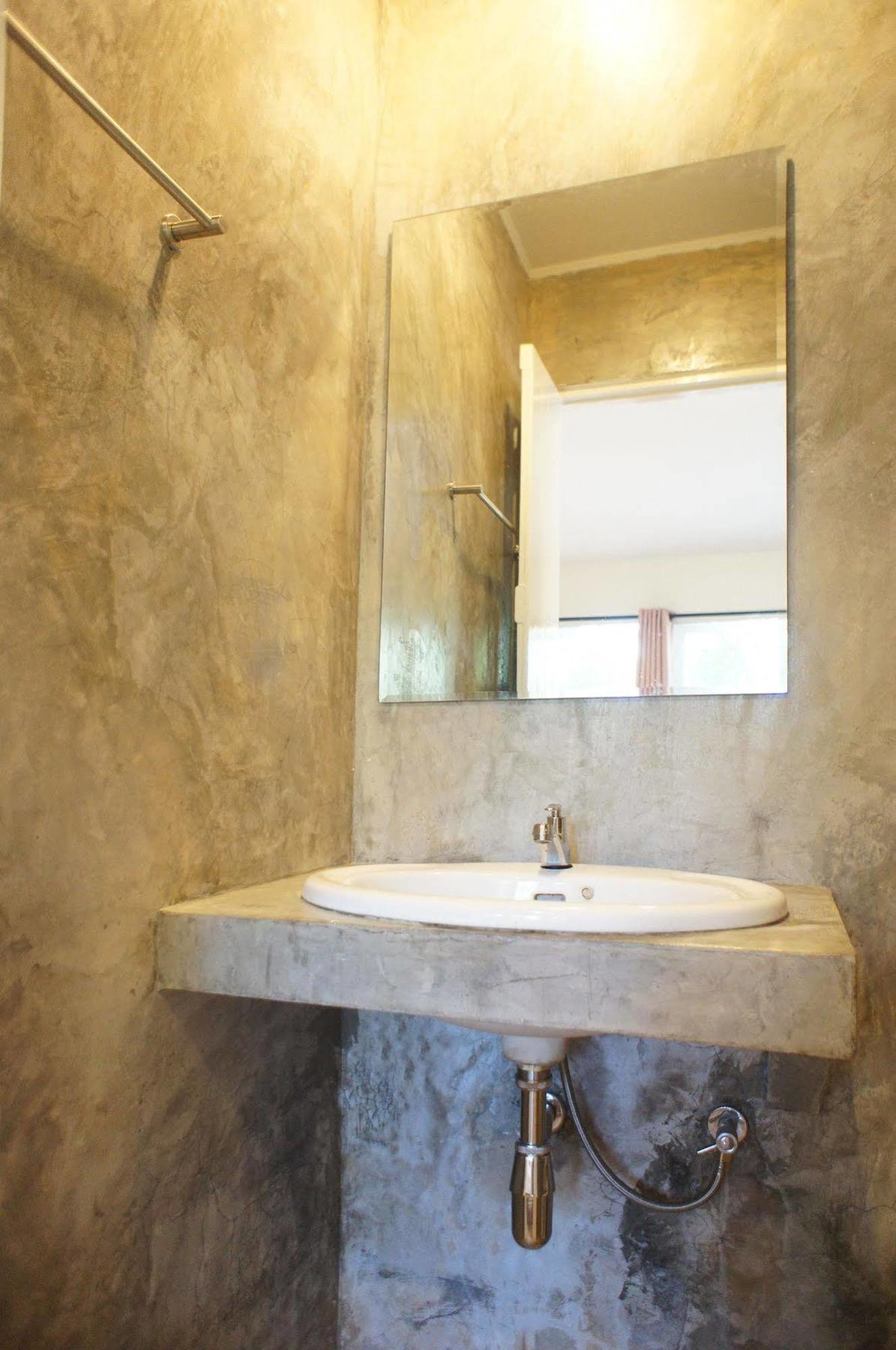 Udee Cozy Bed & Breakfast チエンマイ エクステリア 写真