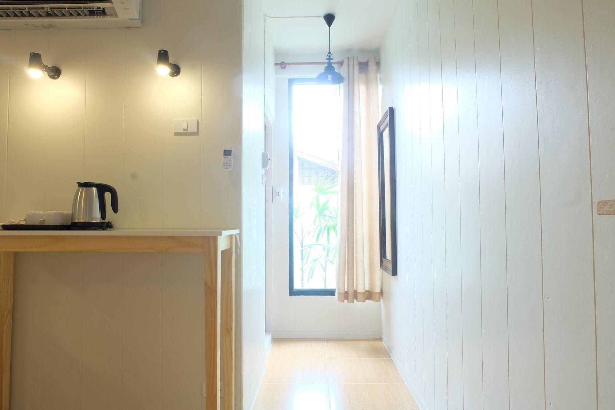 Udee Cozy Bed & Breakfast チエンマイ エクステリア 写真