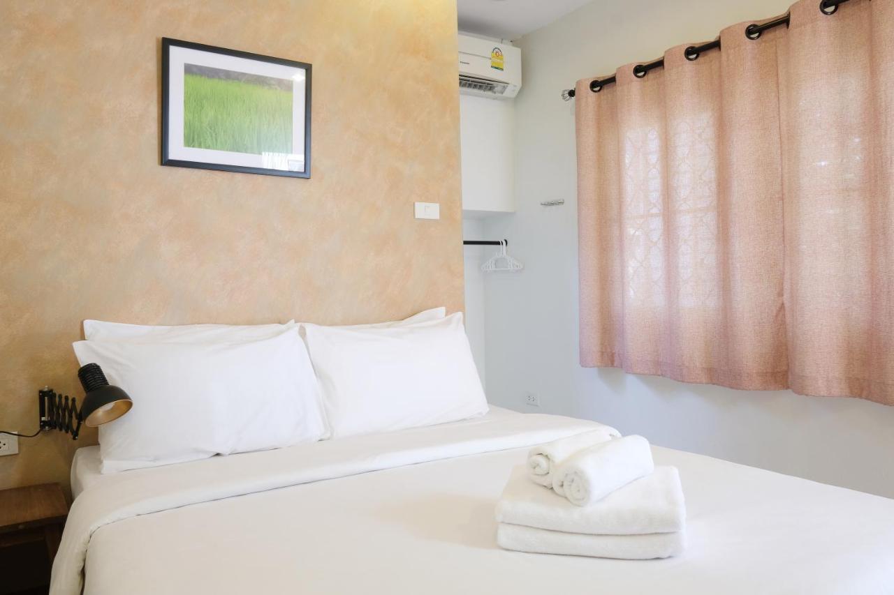 Udee Cozy Bed & Breakfast チエンマイ 部屋 写真