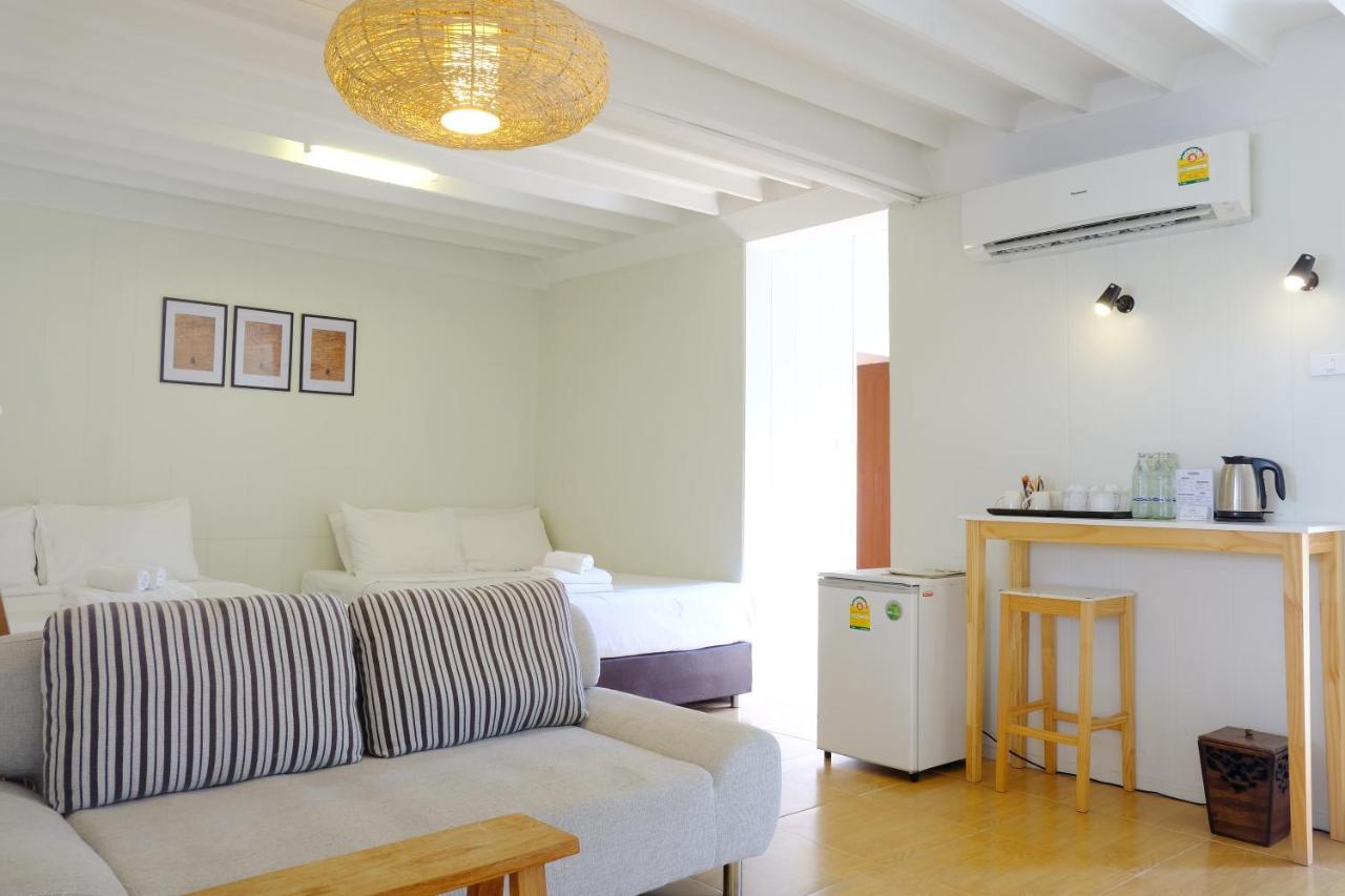 Udee Cozy Bed & Breakfast チエンマイ 部屋 写真