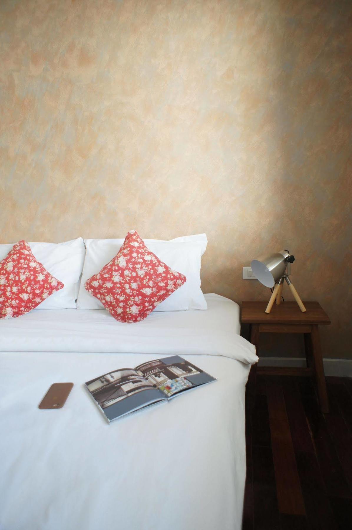 Udee Cozy Bed & Breakfast チエンマイ エクステリア 写真
